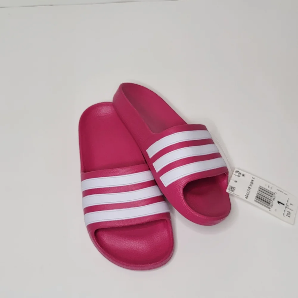 Adidas | Adilette Aqua K Pink slides girls Size 1K